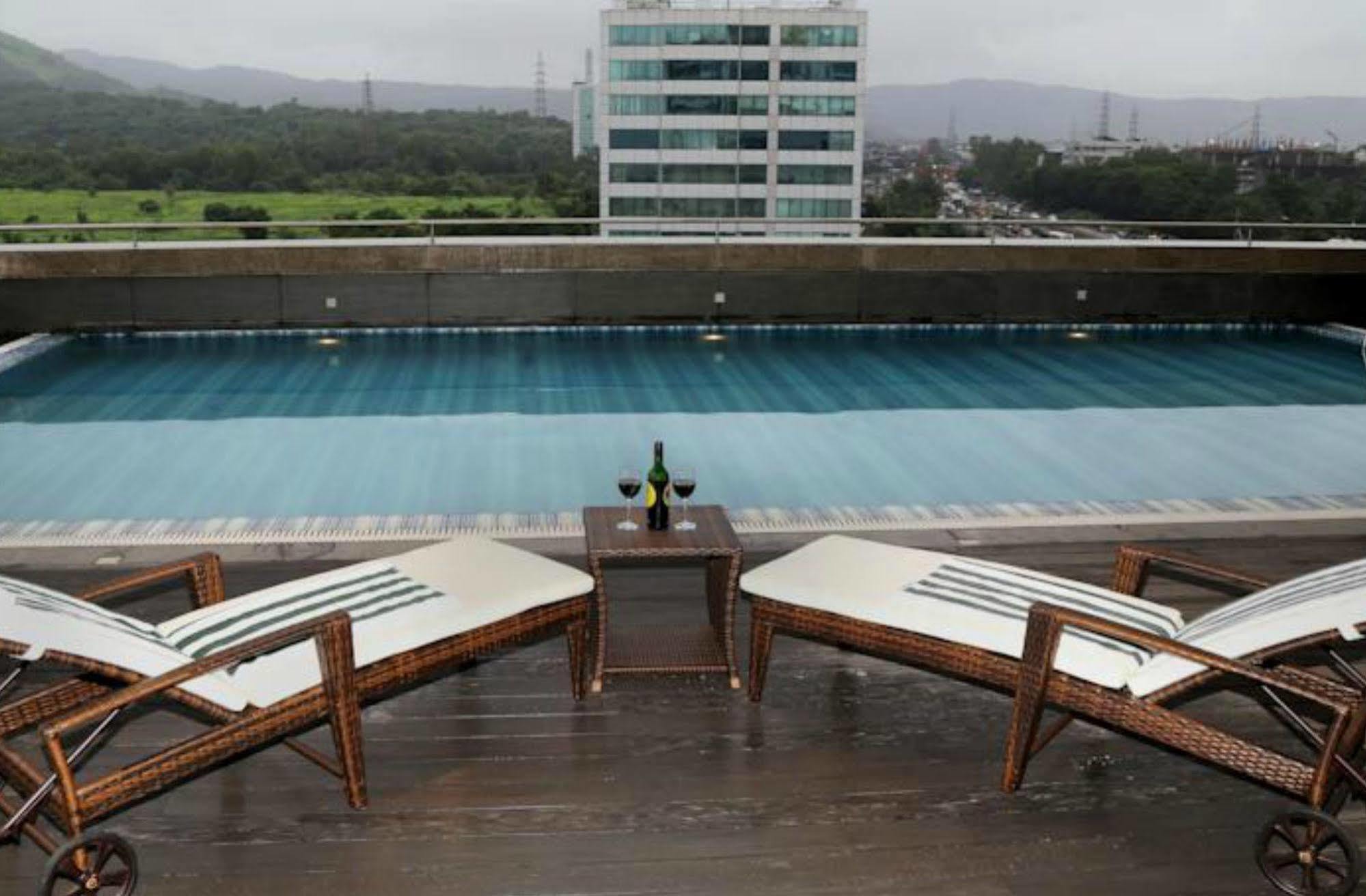Country Inn & Suites By Radisson Navi Mumbai Exterior photo